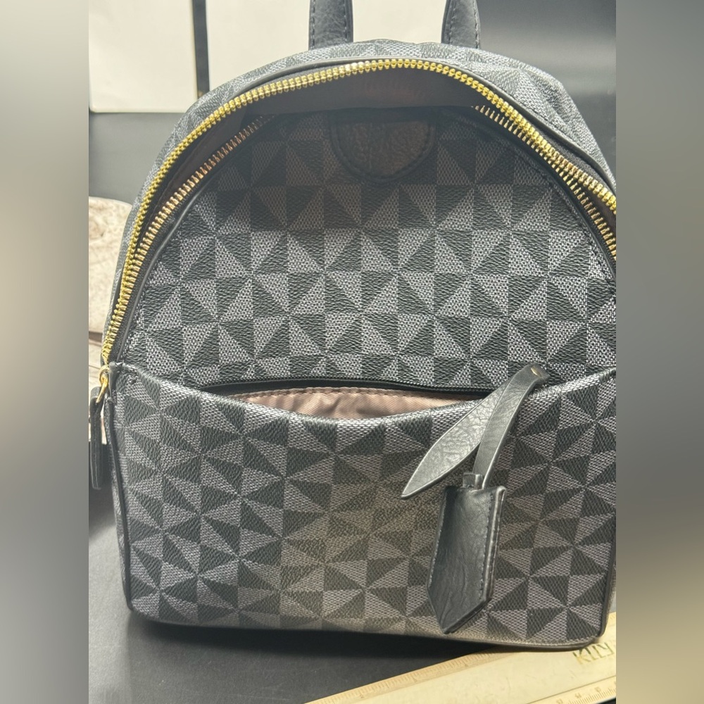 Classic Triangle Checkered Mini Backpack - Picture 5 of 12